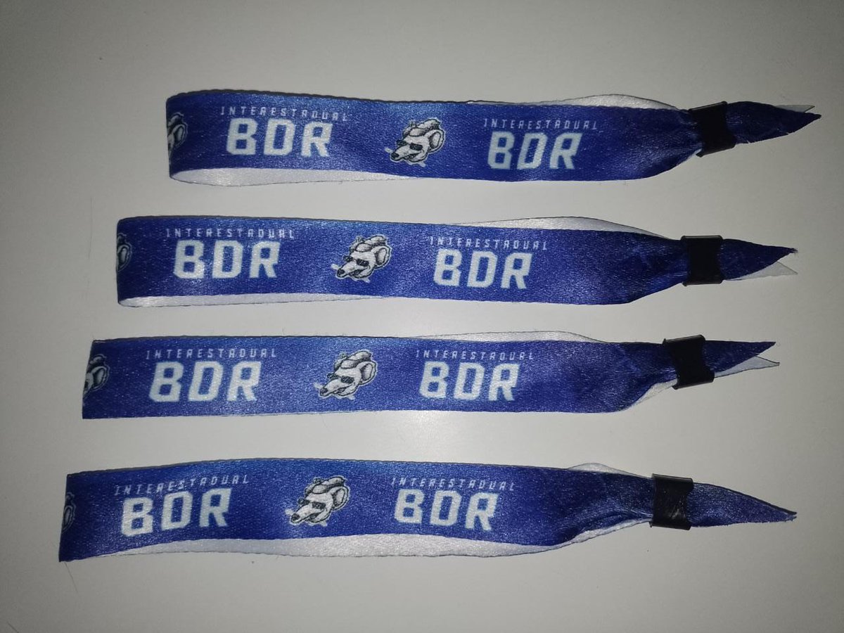 bdr_chapeco's tweet photo. Família já chegou as pulseiras garanta a sua, 
10,00$ 
SÓ AS PRIMEIRAS 100 SÃO DE TECIDO.
E no dia vai ser cobrado 
15,00$ https://t.co/H6AQjBmPX4
