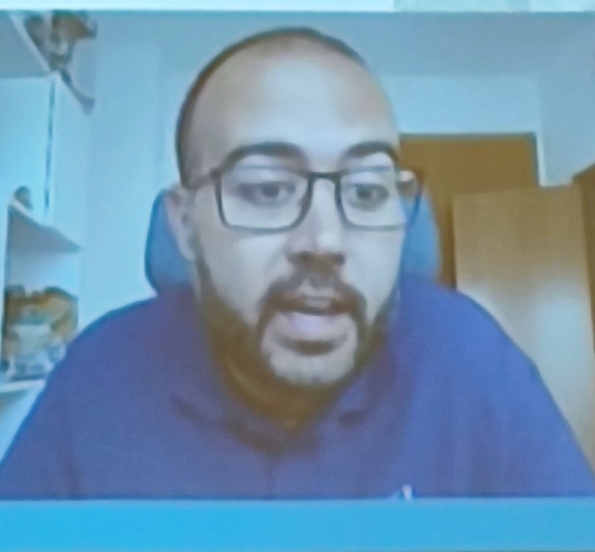 Aprendiendo cómo utilizar #GENRURAL de la mano de <a href="/javikin84/">Javier Sanz García-D #EUNNTTSEMERGEN25</a> con todas las posibilidades que ofrece al #MFyC para el abordaje del #dolor
👉Cursos online
👉Documentos científicos
👉Atención personalizada <a href="/PacientSemergen/">Pacientes SEMERGEN</a> 
👉Materiales para pacientes 
#NNTTSEMERGEN22 #MedicinaRural