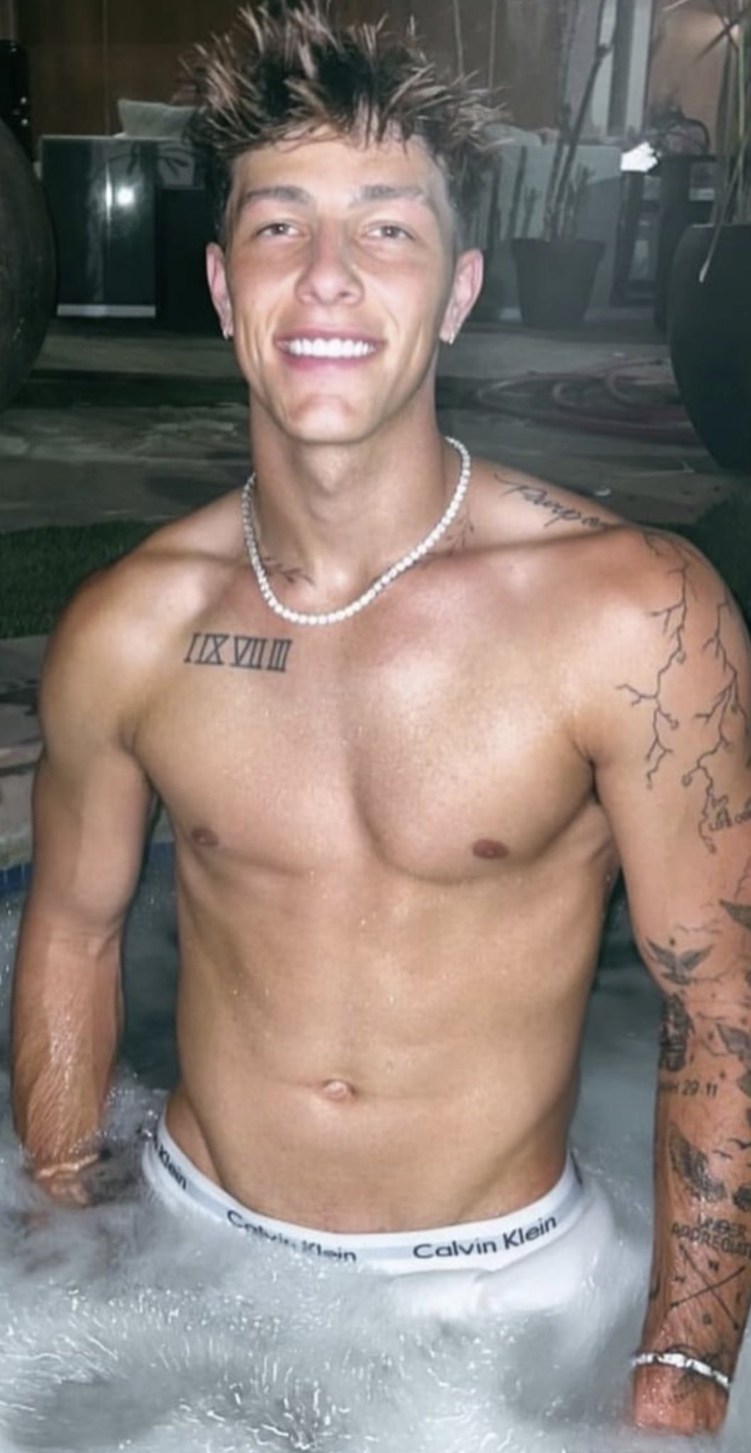 myfavmalecelebs on Twitter "Tayler holder https//t.co/BiueOZhxDI