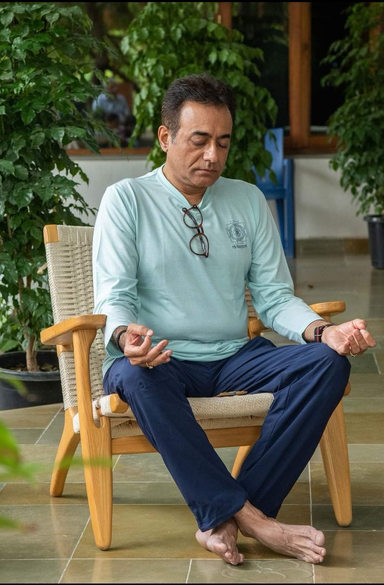 HeartfulnessA's tweet photo. Nitish Bharadwaj Sir
Visited Kanha Shanti Vanam Ashram. He met Daaji and did meditation, planted a tree, visited the gardens and many more.He has also requested the people to plant trees save water and start meditating.

@heartfulness @kamleshdaaji @nitishkrishna8
#peace #love https://t.co/VrY0Rcqwkh