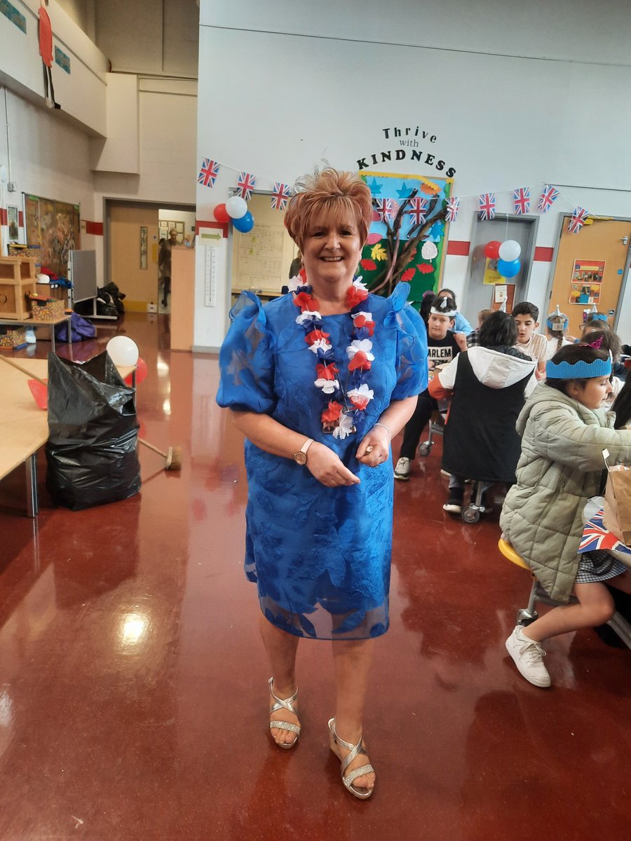 Queen Shirley! Thank you so much for our staff buffet. You are a 🌟 #PlatinumJubilee