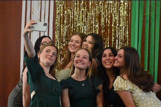 About Last Night! The Green Carpet At At The Athletics Awards Show Was The Place To Be! #GoGators