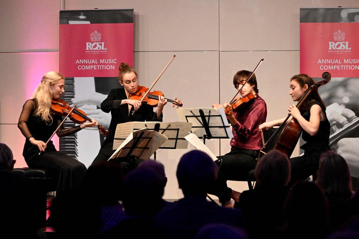 ROSLARTS's tweet image. Break a leg to @EcheaQuartet who are performing some Bartók and Mendelssohn in the @brightfest lunchtime recital today! 
#ROSLAlumni