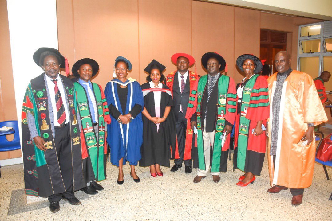 ProfNawangwe's tweet photo. Today we are graduating students from the colleges of engineering, and humanities and social sciences. The two colleges have achieved a lot in research and innovation. #Mak72ndGrad https://t.co/iXadDDYMb1