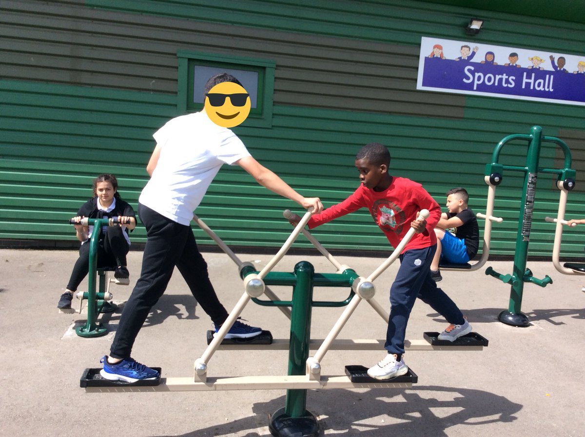 Year6Kingsley tweet media