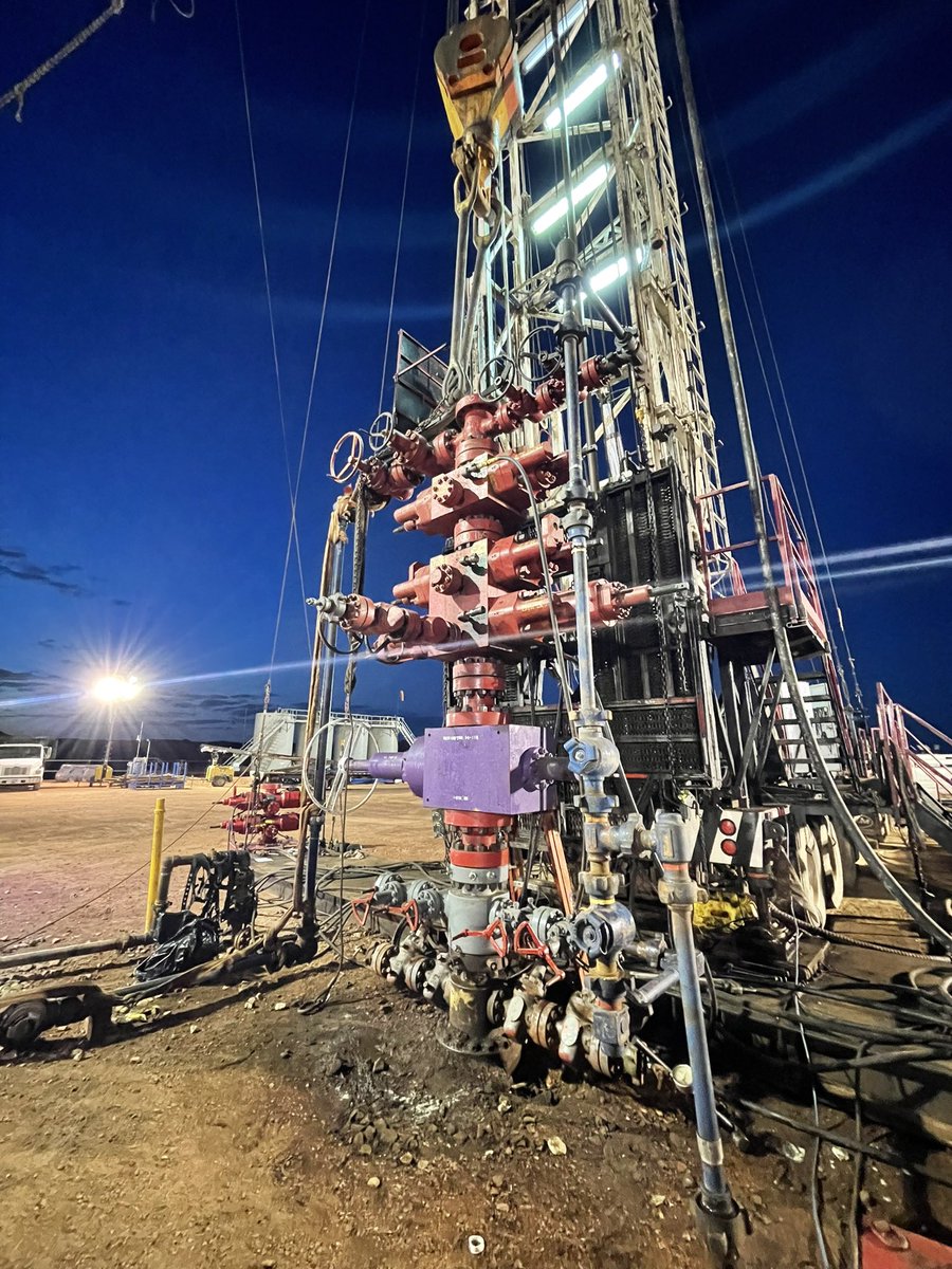 conservativeoil's tweet photo. Believe it or not, yes there is more to the stack. On top of that is a double Cameron Type-U and an annular preventer. It’s a nippling up/pressure testing nightmare! #EFT #Rigshit #Workoverrig #nofilterneeded https://t.co/ZJXjY9sWyS