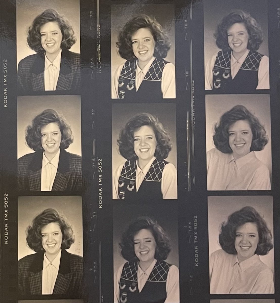 If any college kids want to look 40yrs old in their <a href="/LinkedIn/">LinkedIn</a> profile pic, I am available for consultations. #headshots #90s #smokinhot