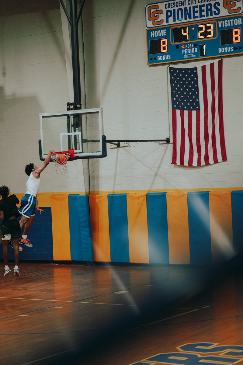 CoachRoryP's tweet photo. Coach Rory - Hoop Run (Session 1)  
Session 2 is today 🔥 #ForTheCulture #ForTheCity #ForTheHoopers  @_KP0L0 📸 https://t.co/kBq28hi6vS