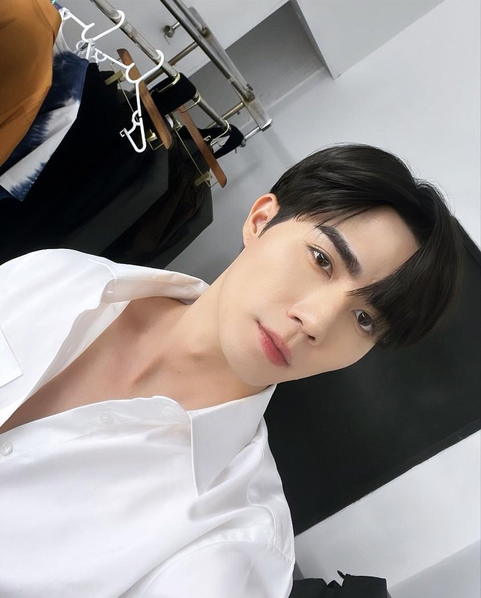 yu meow 🐟 (slow) tweet media