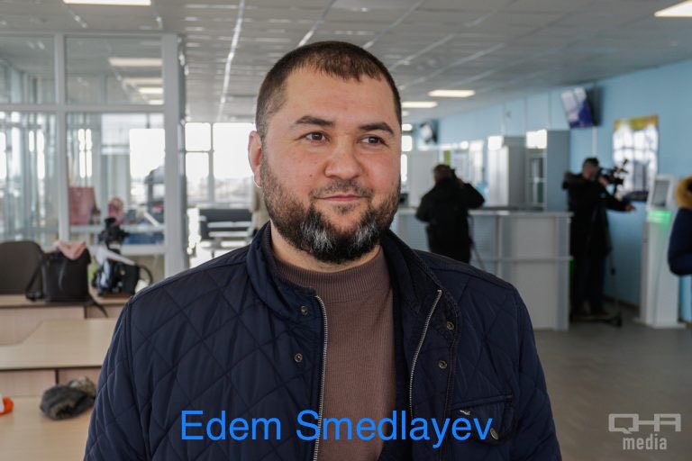 KARATAYZafer's tweet photo. İşgalci Rusya hapse attığı Kırım Tatarlarını savunan avukatlar
Edem Smedlayev ve Nazim Şeyhmambet’i dün
bugünde onlara hukuki destek için giden Av Emine Avamileva ve Ayder Azamat’ı gözaltına alındı
@istanbulbaroAhm @barolar @HukukiHaber @TC_Disisleri @ankarabarosu @hukukcularder https://t.co/FLIfcr7ZMo