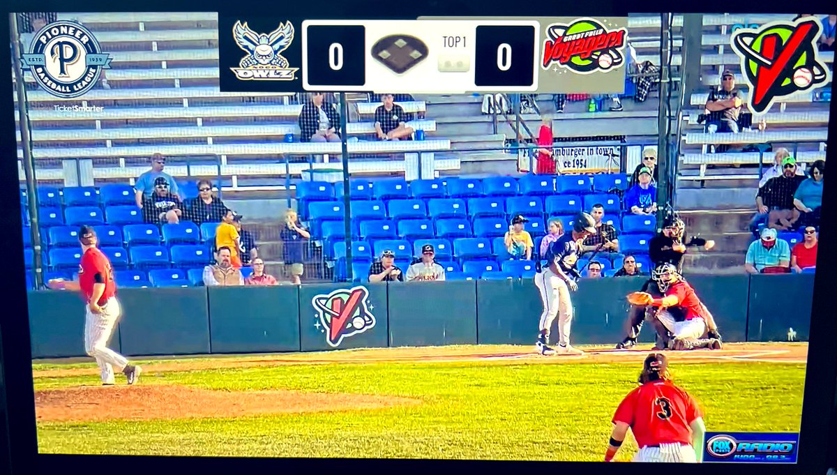 3DollandersMom's tweet photo. What a debut!!! 🤩 Hunter went 7IP, 4Ks, 1H, 0BB, 0ER on approx 75 pitches thrown! JUST INCREDIBLE!! So so proud of you!! Attaway to shove it!! Voyagers go on to win 4-2. ❤️🤍🖤💚 #GoGFV https://t.co/vp9ogLiE9z