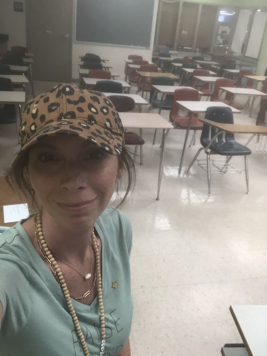 Allie Mesang tweet media