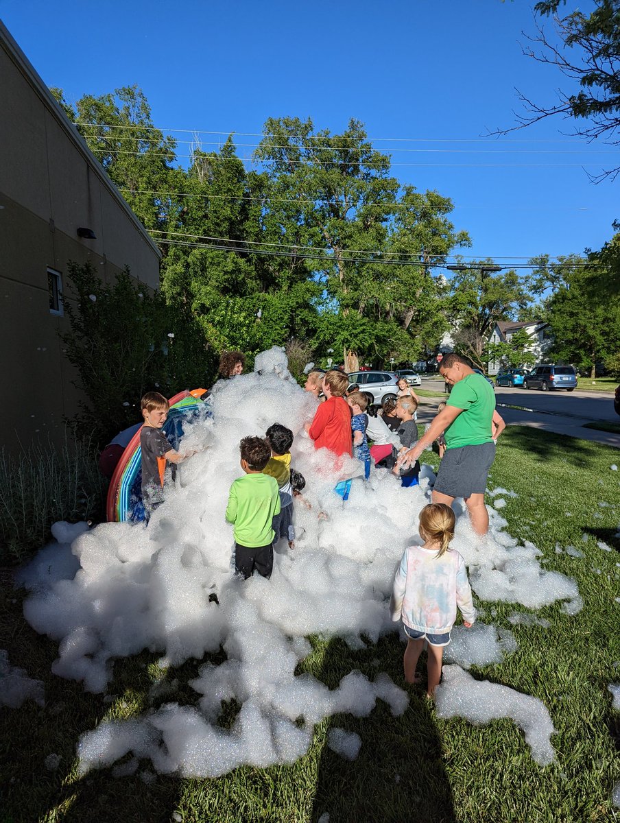 HesstonPL's tweet photo. Thursday by the numbers. 195 patrons in the door; 110 Foam Party attendees; 24 Model T Club meeting attendees. 329 community members enjoying HPL! 
#community #librarylife #CommunityEngagement #libraries https://t.co/SYFtfzjYHc