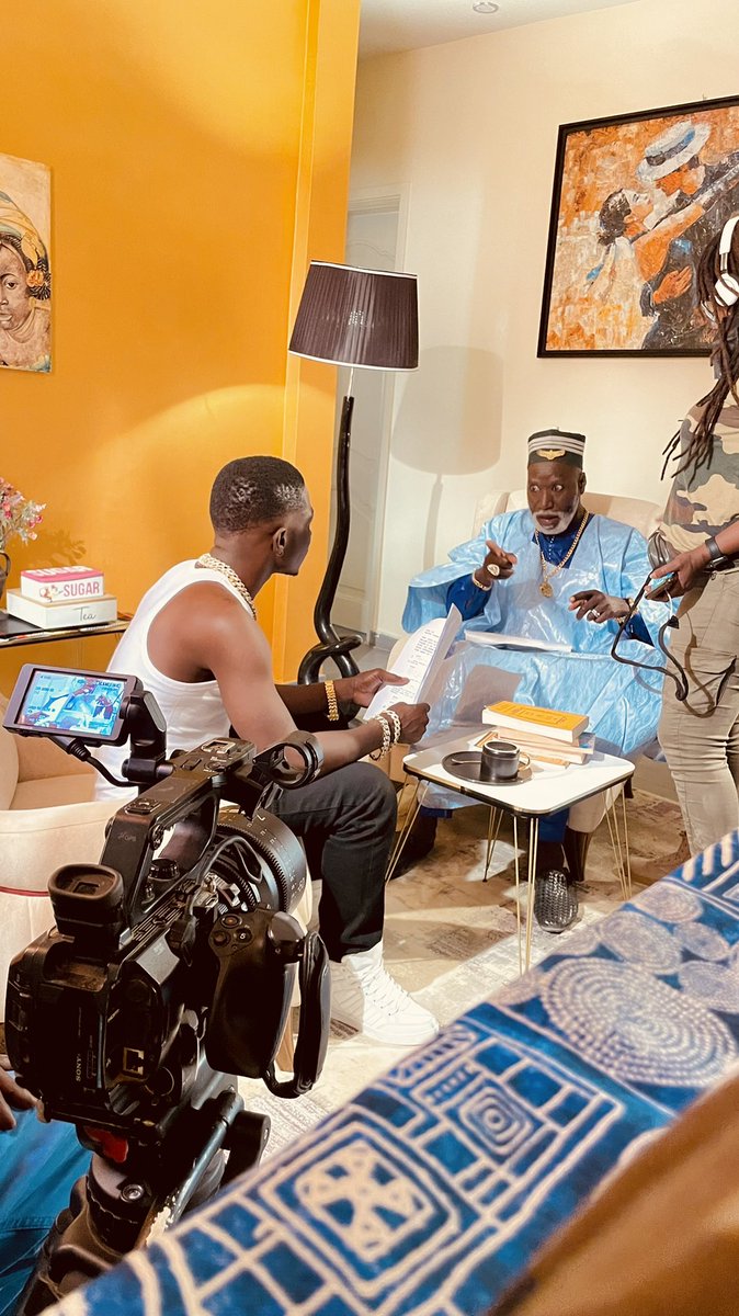 evenprodsenegal's tweet photo. #vautourslaserie 🎬🔥🔥🔥
#senegal #team221 #kebetu #buzzsenegal #senegalrek #senegal221 #evenprodsenegal #workingday https://t.co/p9FtVsV3Tl