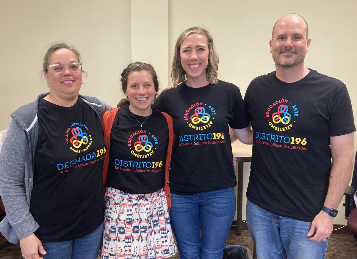 196Multilingual tweet media