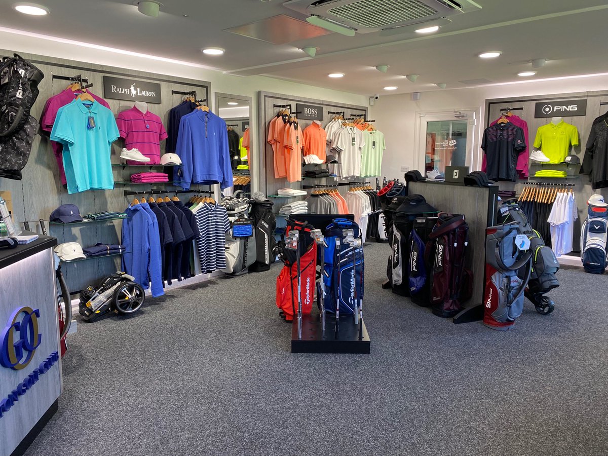 LBrotherhoodPGA's tweet photo. Quiet time well spent during a charity shotgun event, a little switch around and bringing some colours out to play 🌈🎨 #Boss #RLX #ralphlauren #GalvinGreen #PingCollection #Spring #Summer https://t.co/qzdIttRphU