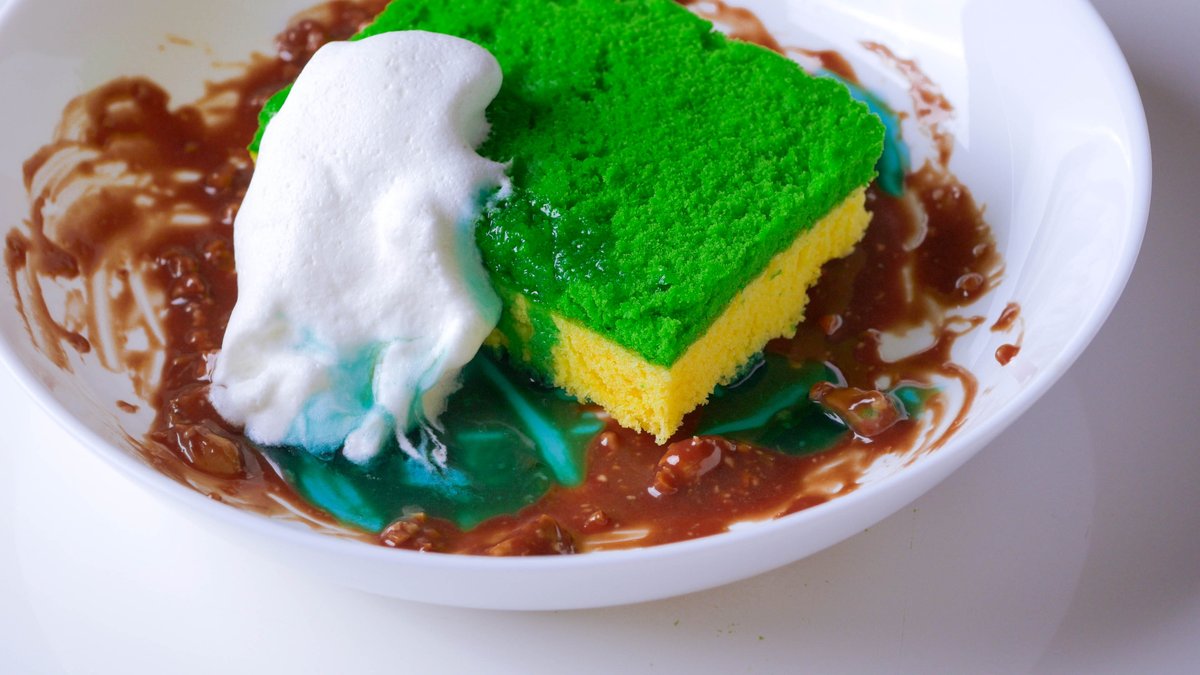 これが本当の スポンジ ケーキの作り方 本能が食べ物ではないと拒否してくる Togetter