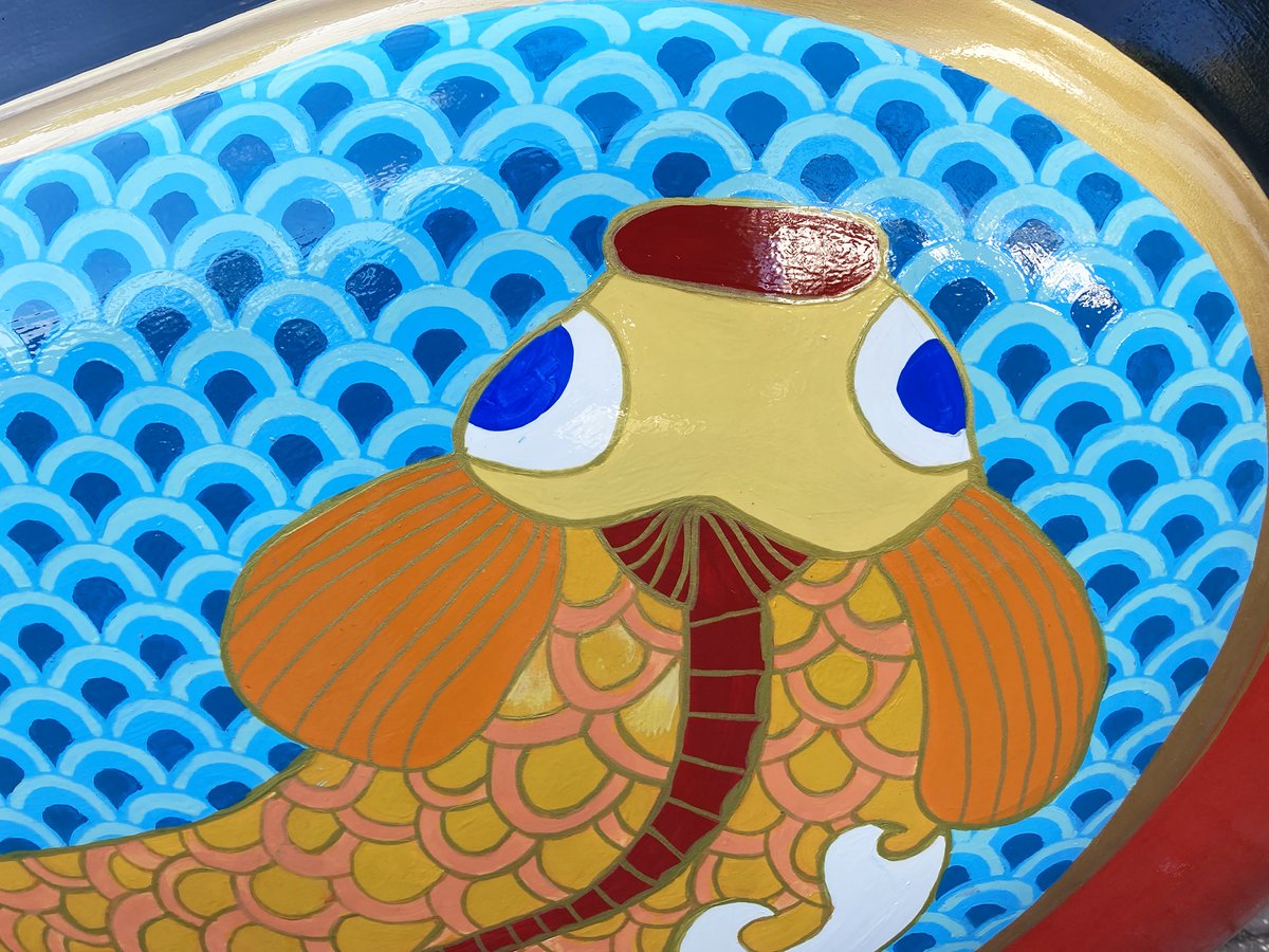 jacdesign's tweet photo. jaccreativeideas In Chinese culture goldfish symbolise harmony, while the cranes are for notability and longevity. Only 5 weeks to go @followthatduck @stmhospice #hastings #bexhill #stleonards #wildinart #easterducks #art #arttrail #sculpturetrail #followthatduck2022 https://t.co/UQQ8iNi54s
