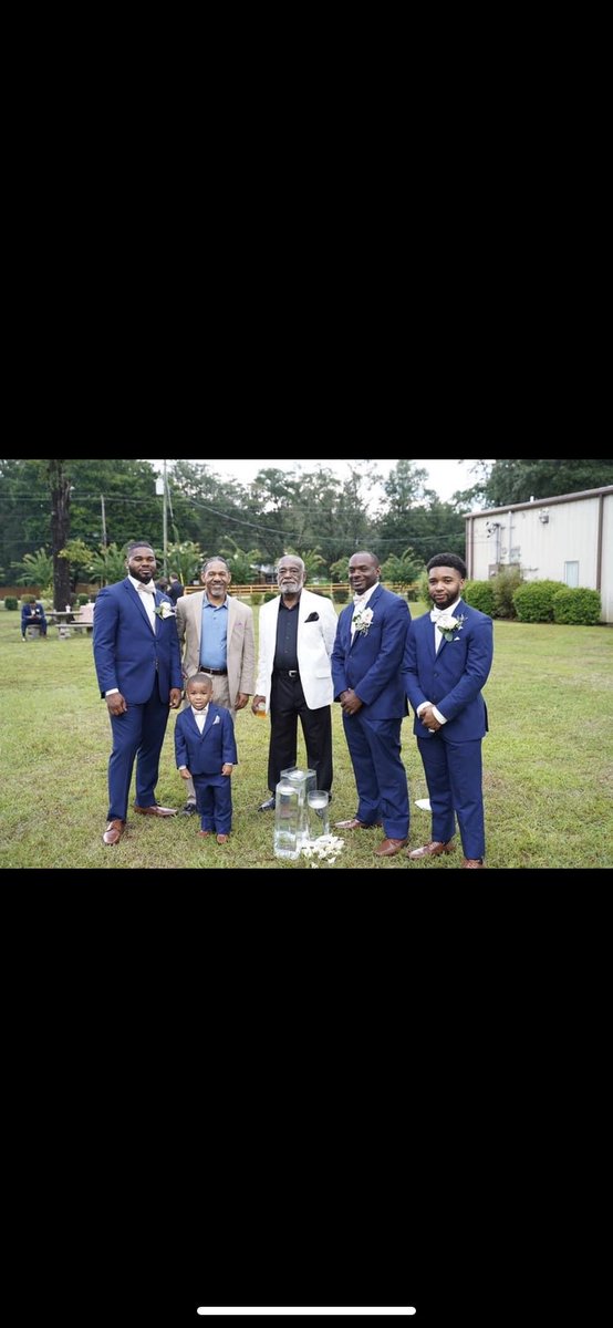 175_RICH's tweet photo. RIP GrandDaddy Bennyπ
#SmithLegacy #SmithBoyz https://t.co/JDgyUsN0o0