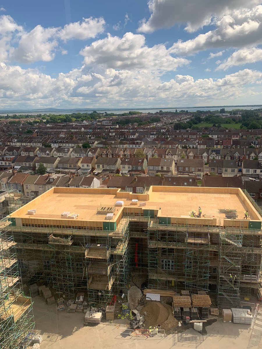 The team at Kingston Prison have had a great week with the structural completion of Block M, releasing the installation of the roof finishes ready for the internal production to commence!

#newhomes #affordablehomes #portsmouth #teamwork