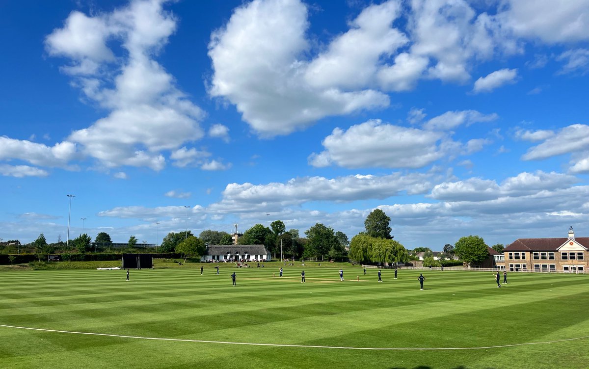 SESSixthForm's tweet photo. A wonderful, sunny end to the half term ☀️🏏🇬🇧 have a great break everyone! Wishing the best of luck to our Y13s for their remaining exams, and to our Y12s for their coming mock exams! @Stamford_Head @SSCricket1532 @Stamford_Sport @SHS_Head @PrincipalsDesk @SpedeNews @blog_SES https://t.co/4QIZODNPOT