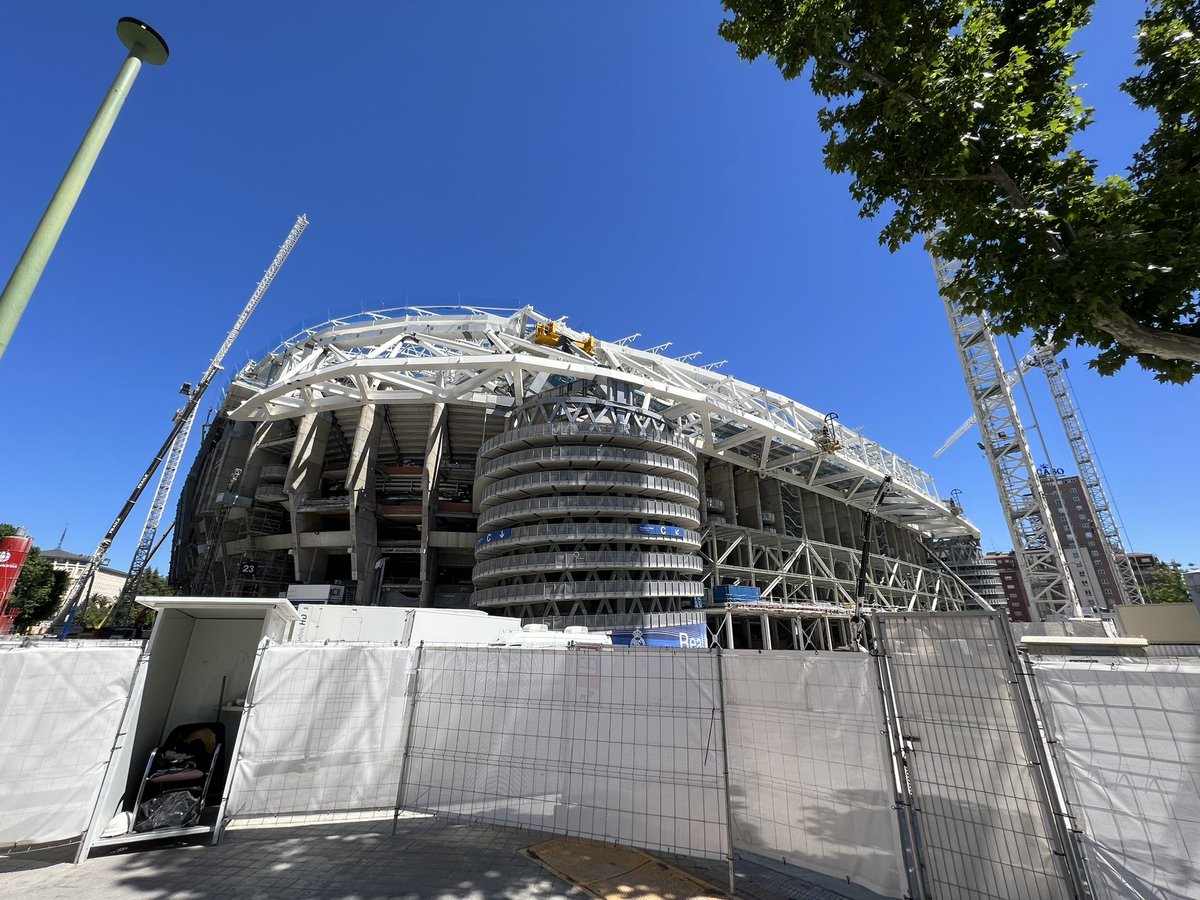 PointLand's tweet image. Historia que tú hiciste, historia por hacer… ya corre la saeta, ya ataca mi Madrid