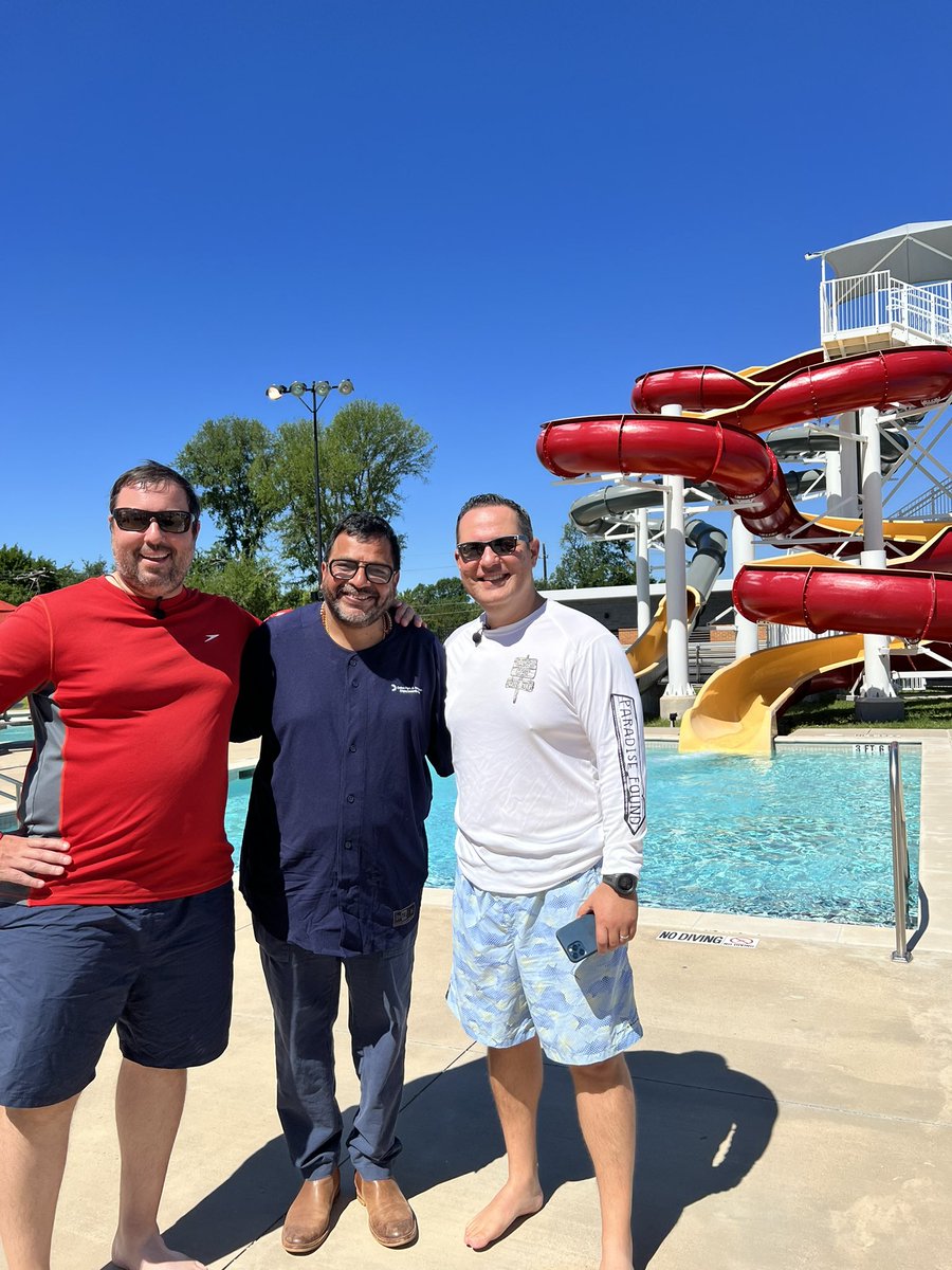 arunatnextt's tweet image. Fretz center @DallasParkRec is getting ready for #slidechallenge. Come  enjoy Dallas pools , opening this weekend . Thanks @Rudy_Karimi @JeffKitner