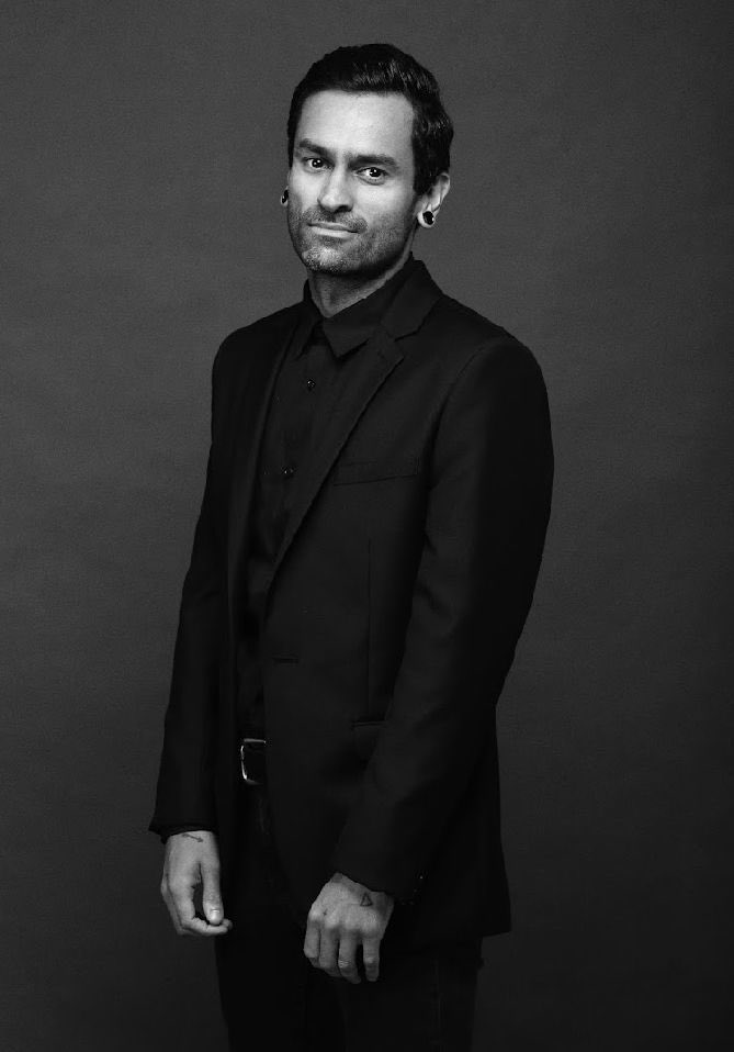 Palomafaith's tweet photo. It is with so much sadness that I have to share the news of the passing of my dear friend, band mate and touring MD Kevin Banks following terminal illness. 

He was one of the most inspiring people in my tribe. https://t.co/sOxNWx60F6