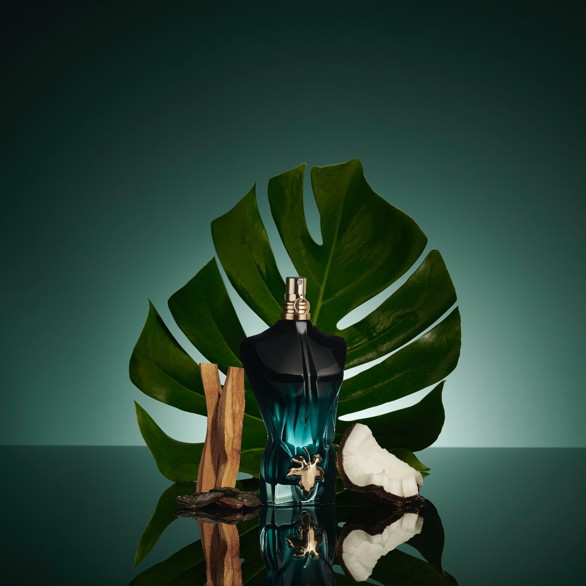 FOLLOW, LIKE &amp; RT TO WIN! 💚 JEAN PAUL GAULTIER GIVEAWAY 💚 Win a bottle of the addictive and charismatic Jean Paul Gaultier Le Beau Le Parfum for him this Father's Day! (Competition ends 01/06/22, UK only, winner will be contacted via DM!)