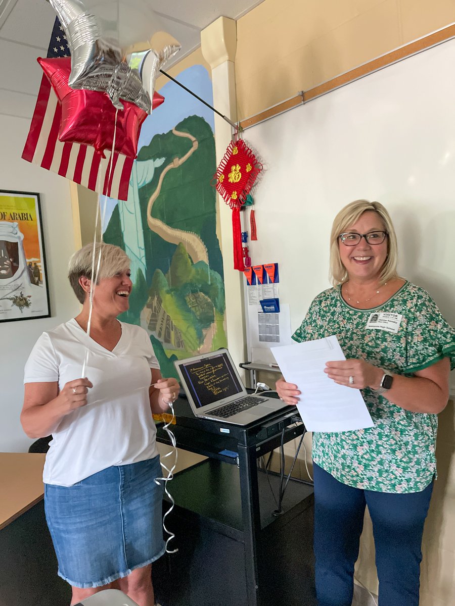 An emotional surprise for Ms. Millett and Ms. Salvin. The Murray Award for Excellence in Education looks good on you both. bit.ly/MurrayAwards