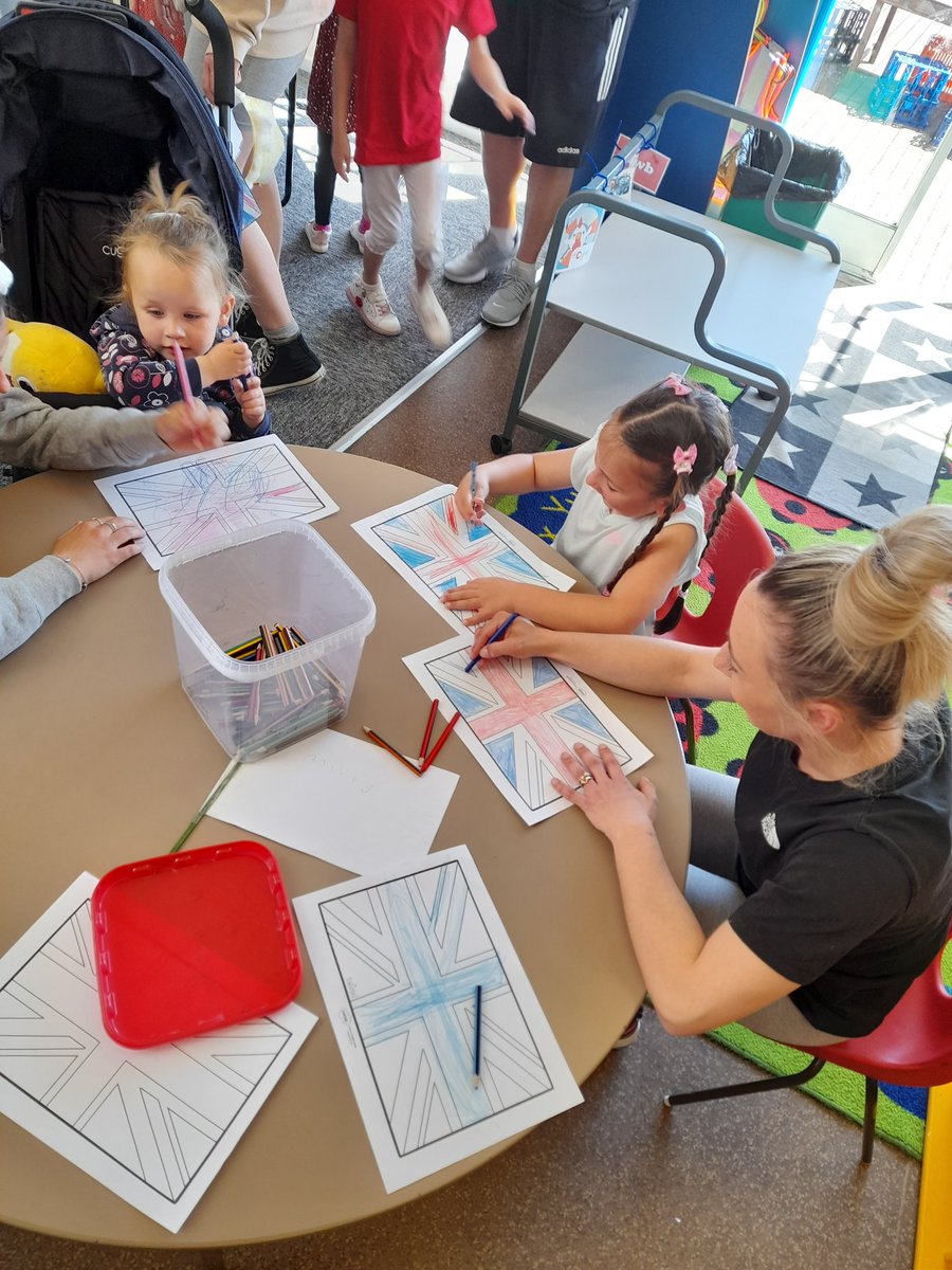 Richmond Park School 🧡 tweet media