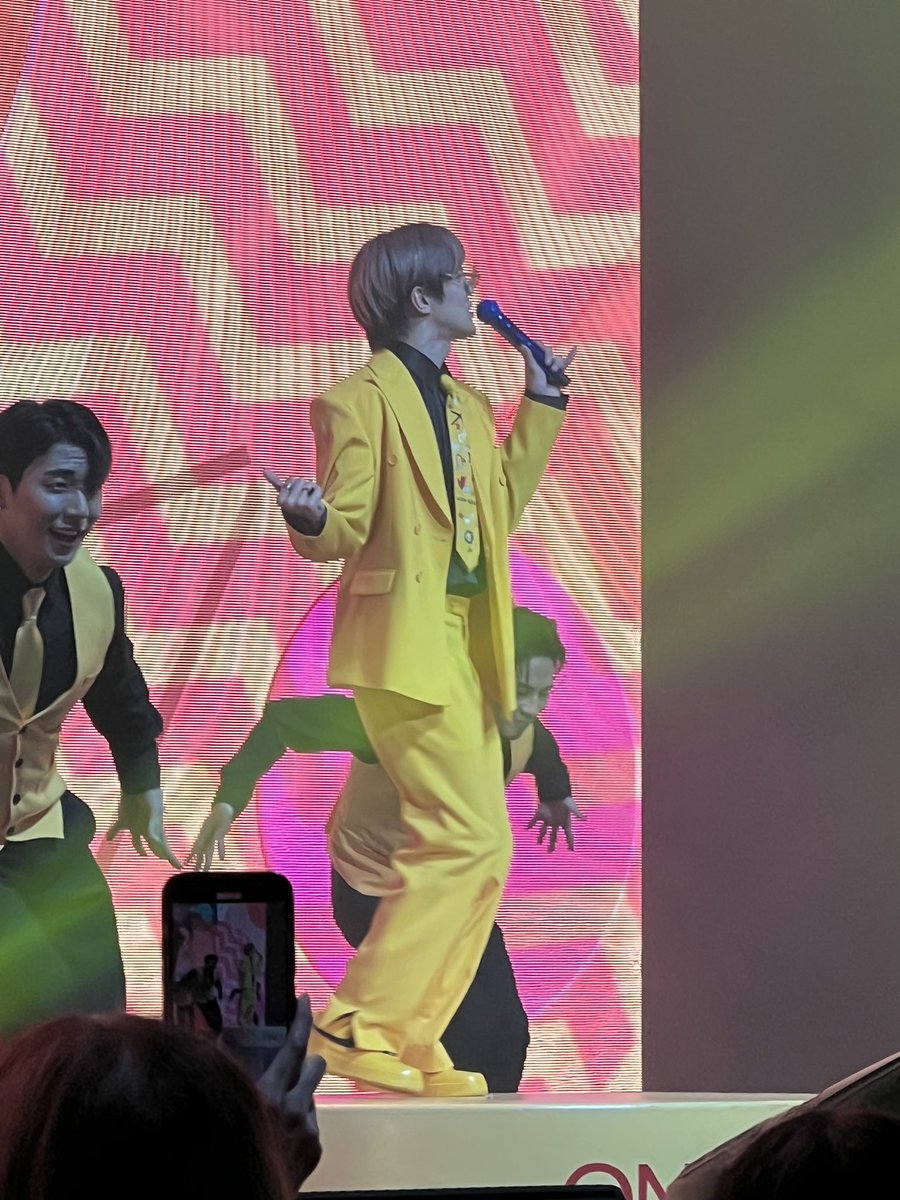 nyckpopqueens's tweet photo. #MonstaX #MonstaXinNY #NYCKpopQueens https://t.co/xyvlkd2BuV