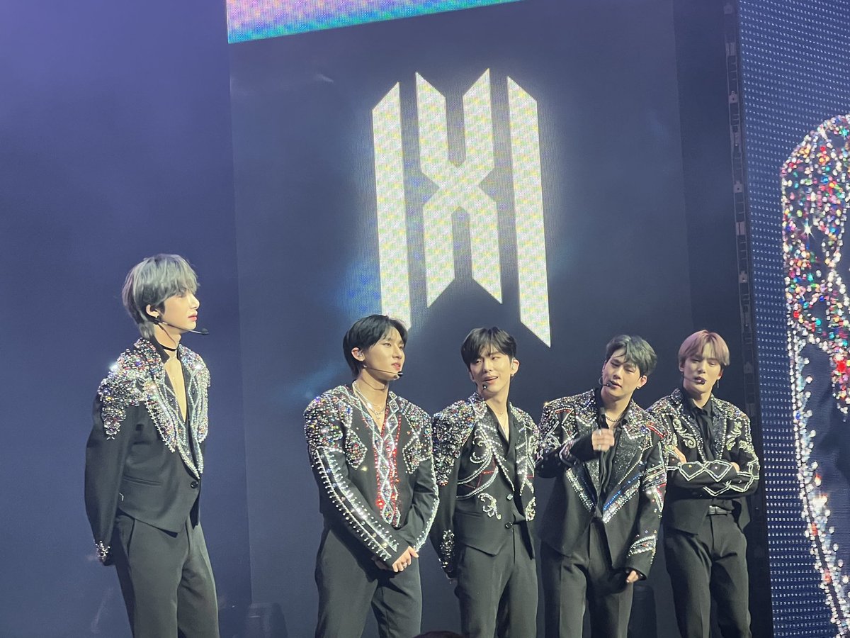 nyckpopqueens's tweet photo. #MonstaX #MonstaXinNY #NYCKpopQueens https://t.co/avnwHm8mKJ