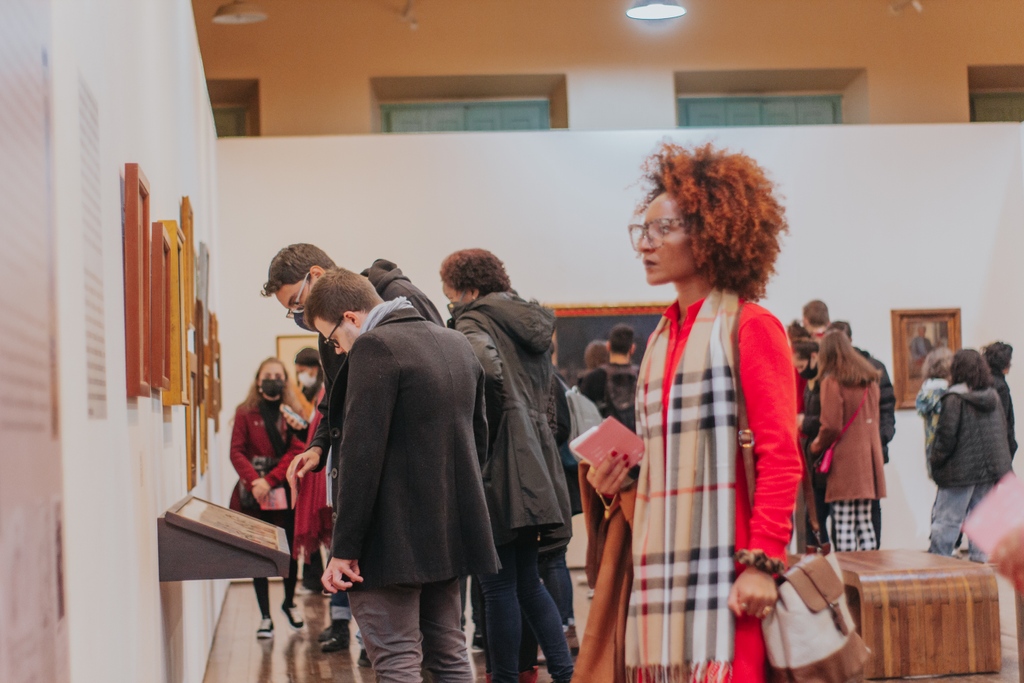 noitedosmuseus's tweet photo. 🎉Noite dos Museus é rua, é cultura, é gente, é reencontro. E quem fez a noite de 21 de maio aquecer tantos corações e se tornar inesquecível foram vocês. Nosso muito obrigada a cada uma das 180 mil pessoas que deram sentido à sexta edição do Noite dos Museus. https://t.co/86AWyC0orJ