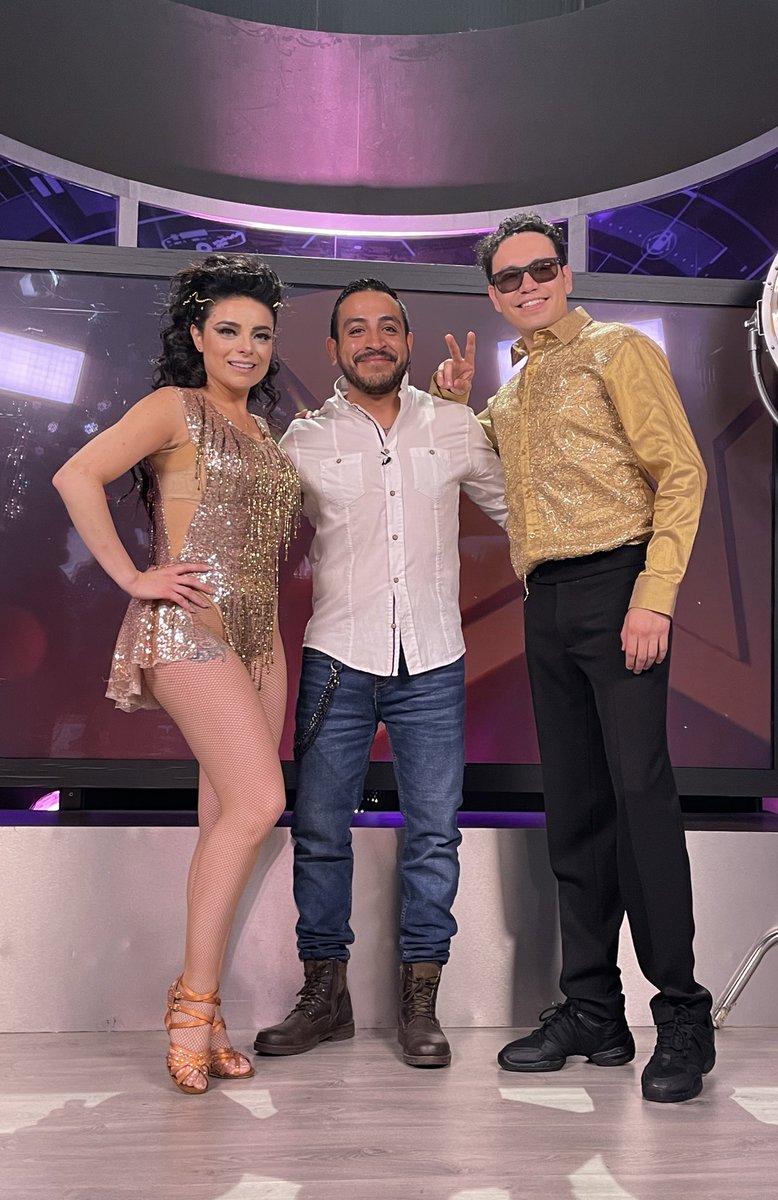 _RCulturaPop's tweet photo. Tras el fracaso de #TodosABailar, ahora sí @luisfer_lucho sabrá lo que es bailar con éxito en #LasEstrellasBailanEnHoy.
Es la nueva pareja de @VIsfel tras la salida de @raymixmusic. https://t.co/nowH1rtlyl
