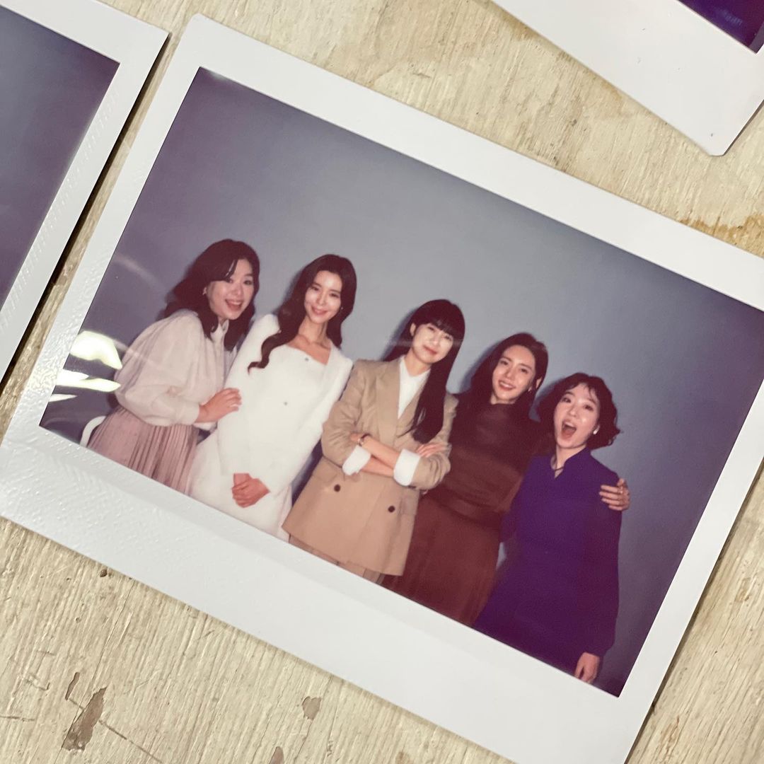 ShifaWana's tweet photo. Love the ending #GreenMothersClubEp16 https://t.co/Bm9HaIYWq8