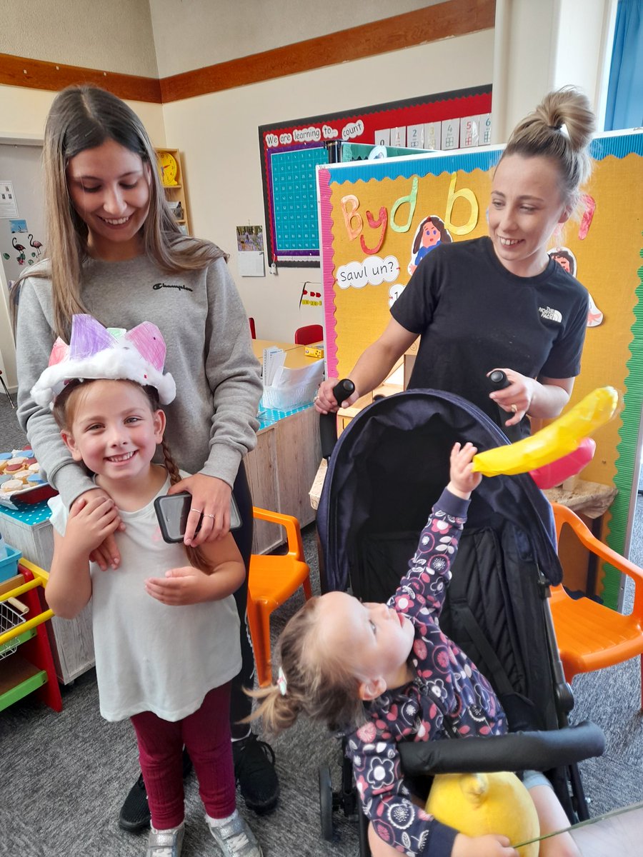 Richmond Park School 🧡 tweet media