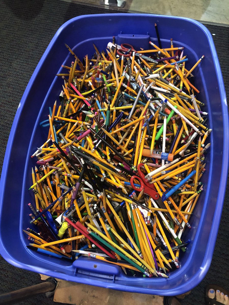 RMSRavens's tweet photo. Find a pencil, pick it up . . . Chestnutt has done this for 14 years at Rockvale. Now heβs bequeathing his treasure to our art teacher Mrs. Jones! #FindingTreasures https://t.co/rV685OzUfc