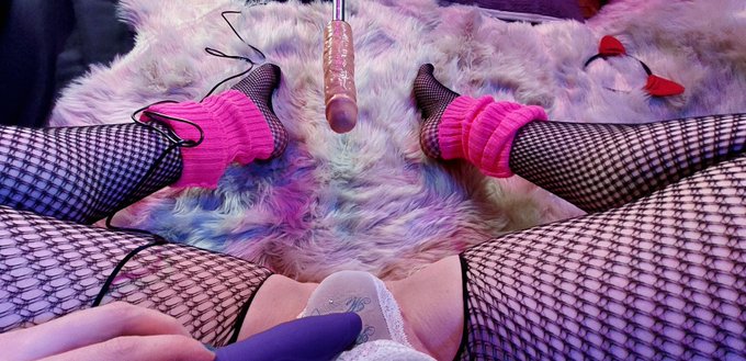 1 pic. #nsfw #femboy #trans #sissy #gay #adult #xxx #fuckmachine #twink #LGBT https://t.co/fDRYXdbXh