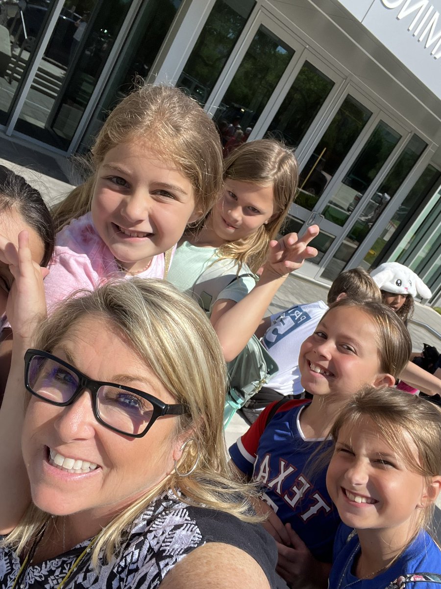 michele mclendon tweet media