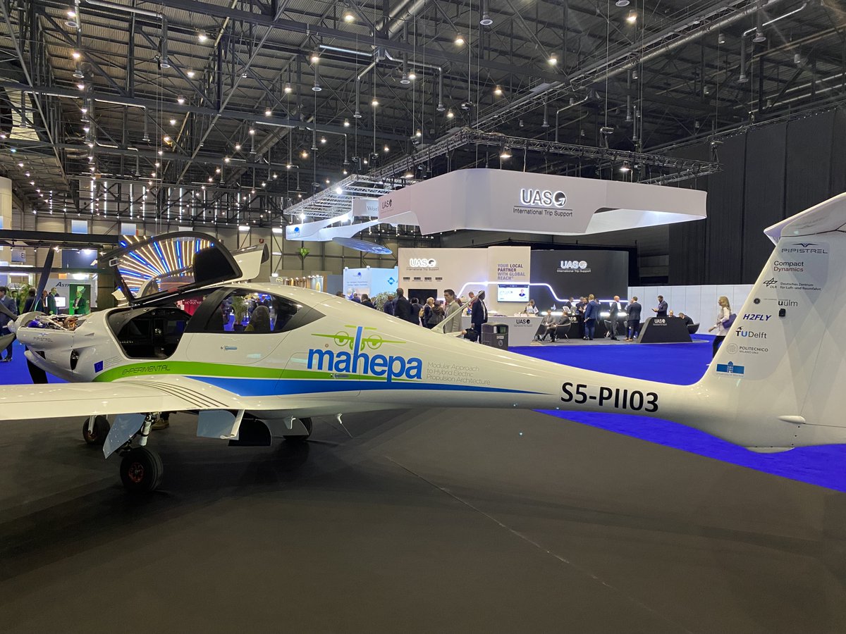 This week we were at @ebace showcasing the @MaHePa4 project focused on the future of clean aviation @cinea_eu. 

#EBACE2022 #sustainableaviation #technology