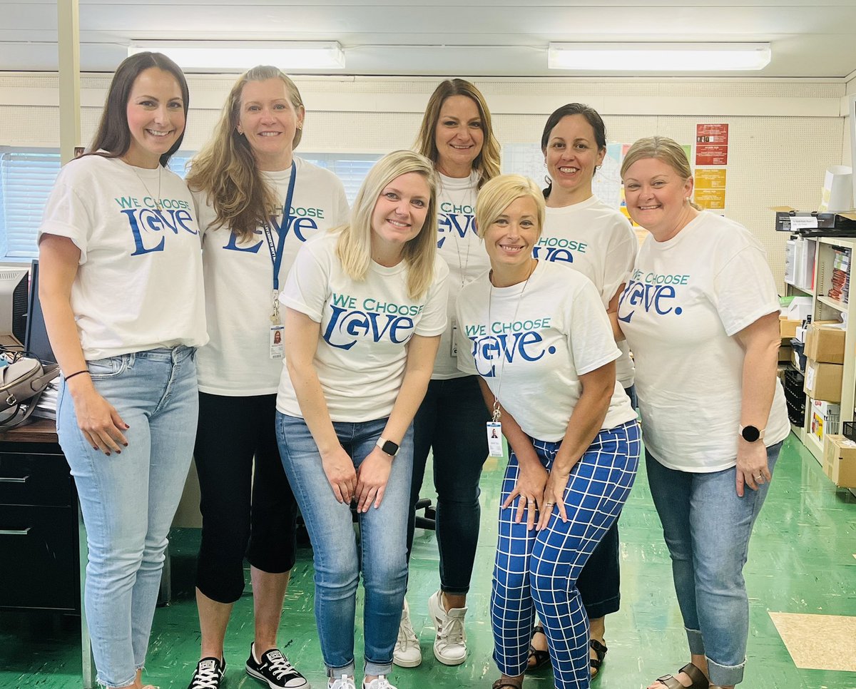 TOSAs Choosing LOVE this morning! <a href="/GreeceCentral/">Greece Central</a> <a href="/BuffaloBills/">Buffalo Bills</a> @GCSDsuper #chooselovechallenge <a href="/gcsd_math/">GCSD Math</a> <a href="/K5MathGCSD/">GCSD Elementary Math</a> <a href="/GcsdSELequity/">SEL/Equity Team GCSD</a> <a href="/gcsdrdgsquad/">GCSD ELA Interventionists</a>