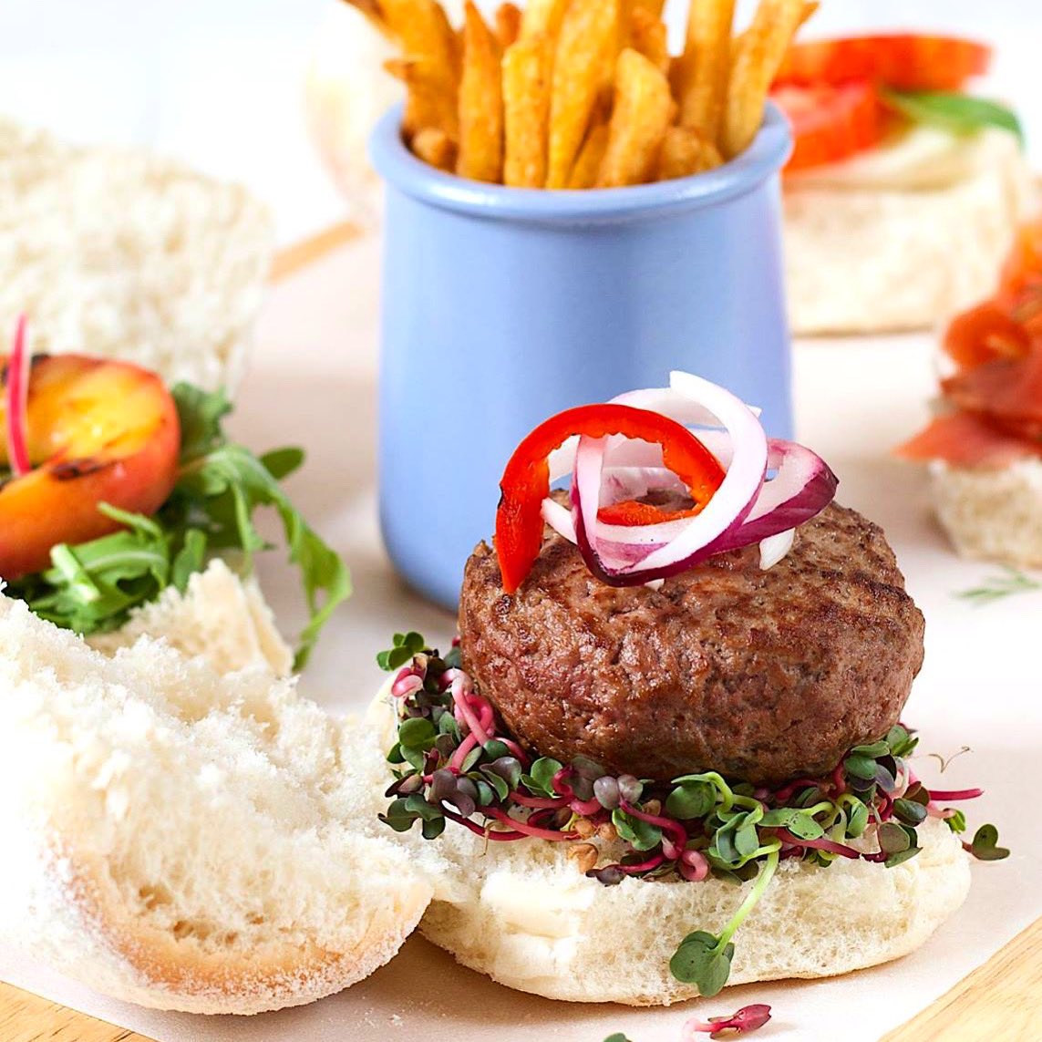 BBQ weather is here 🍔

Time to dust down the grill, and brush off the apron - the sun is coming ☀️ #WalshsBakehouse