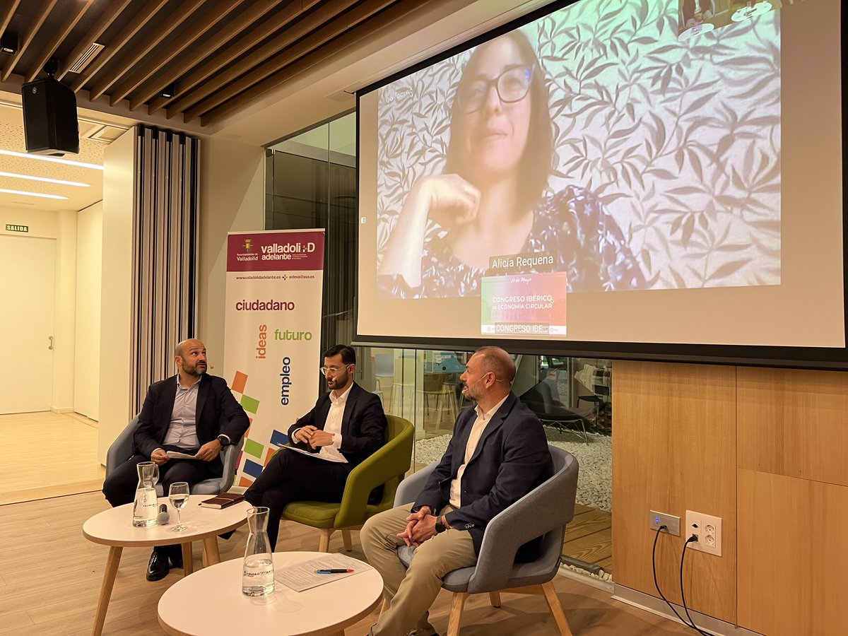 ideva_agencia's tweet photo. Mesa redonda: Financiación vinculada a la Economía Circular: nuevas oportunidades para las empresas

🌎Francisco Javier Sánchez, @caixabank
🌎Alicia Requena, @CTScandinavia 
🌎Rodrigo Gómez, @Auren_Spain
Modera: Sergio Serna, @TechfriendlyEs 

#circularlabs #valladolidcircular https://t.co/We7juLWpvq