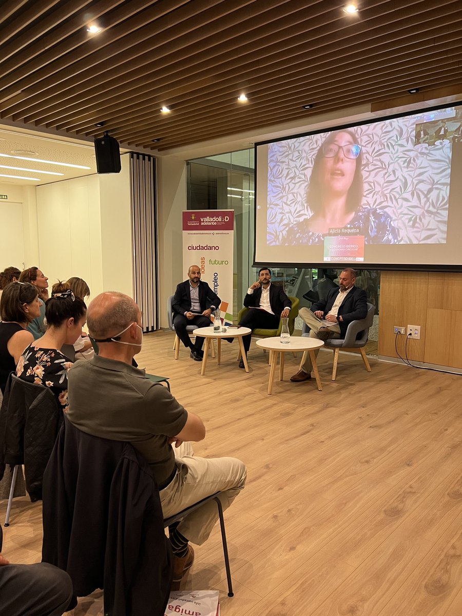 ideva_agencia's tweet photo. Mesa redonda: Financiación vinculada a la Economía Circular: nuevas oportunidades para las empresas

🌎Francisco Javier Sánchez, @caixabank
🌎Alicia Requena, @CTScandinavia 
🌎Rodrigo Gómez, @Auren_Spain
Modera: Sergio Serna, @TechfriendlyEs 

#circularlabs #valladolidcircular https://t.co/We7juLWpvq