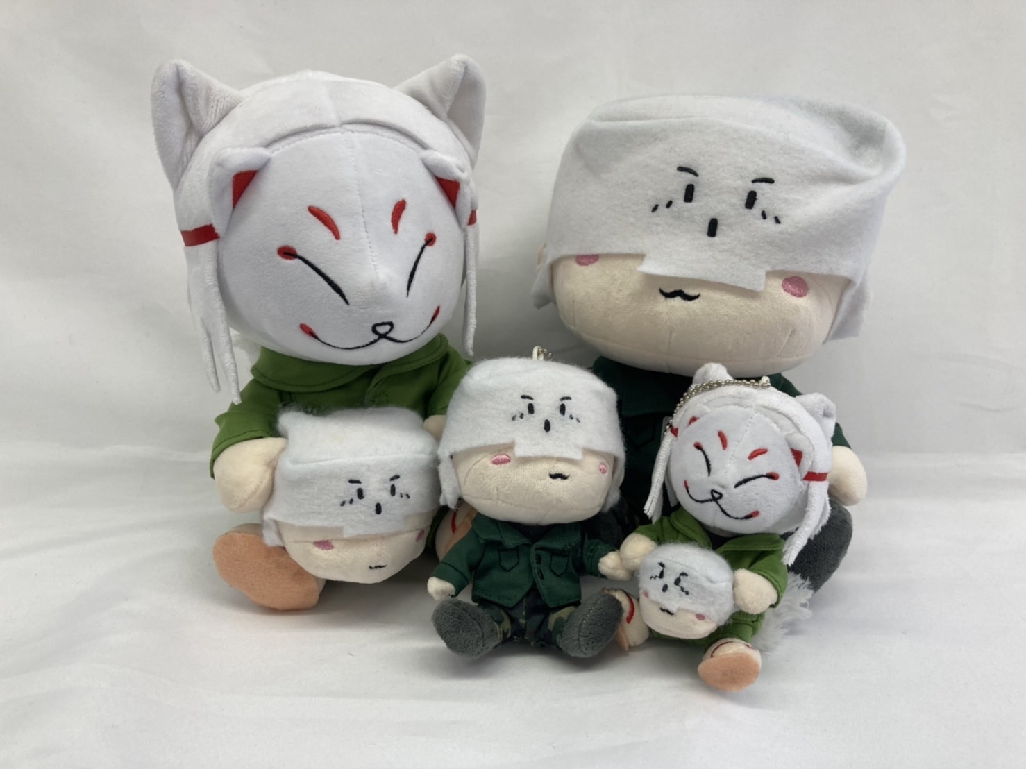 日常組 ぬいぐるみ トラゾー イナリさん - メルカリ