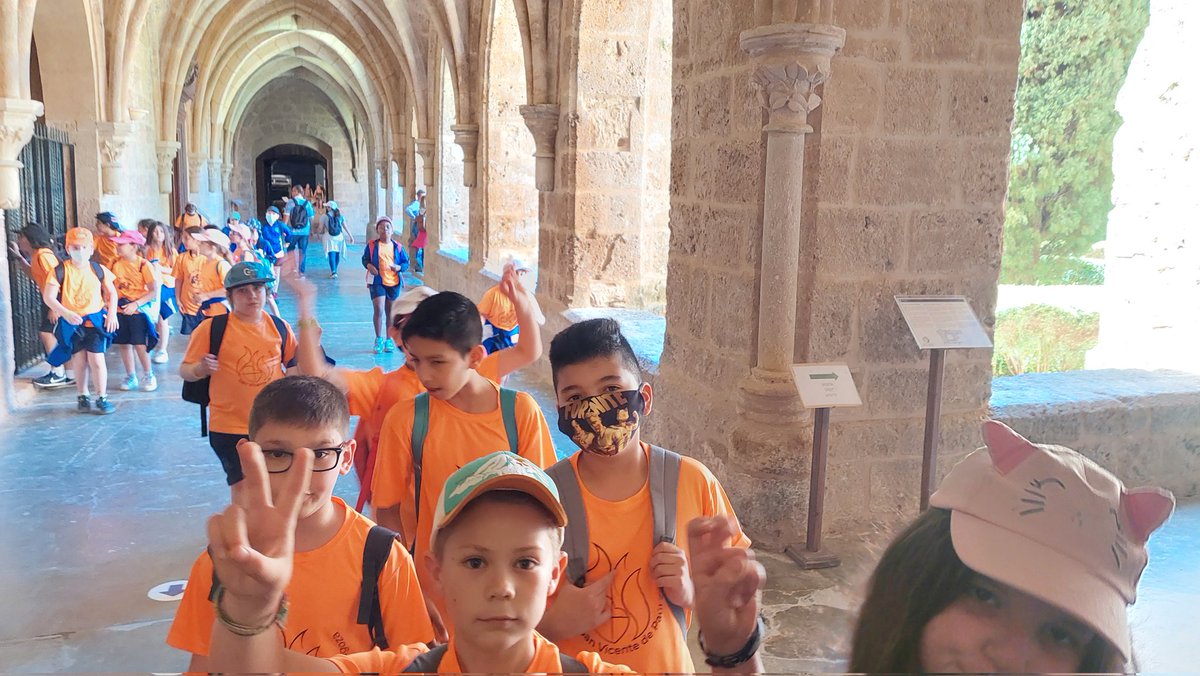 sergiosvpz's tweet photo. @SVP_Zgz @MonDePiedra @DPZaragoza Fantástico día! Muy buen tiempo y el entorno envidiable https://t.co/96UEaPqfdT