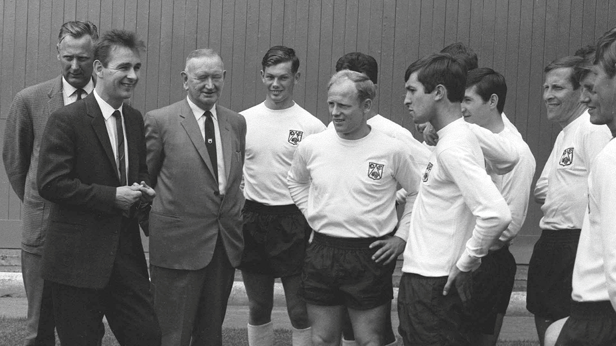 dcfcofficial's tweet photo. The legendary 𝙱𝚛𝚒𝚊𝚗 𝙲𝚕𝚘𝚞𝚐𝚑 era began #OnThisDay in 1967! 🖤🤍

The man who led us to the First Division title 50 years ago! 🤩🐏

#DCFC https://t.co/461erykpZk