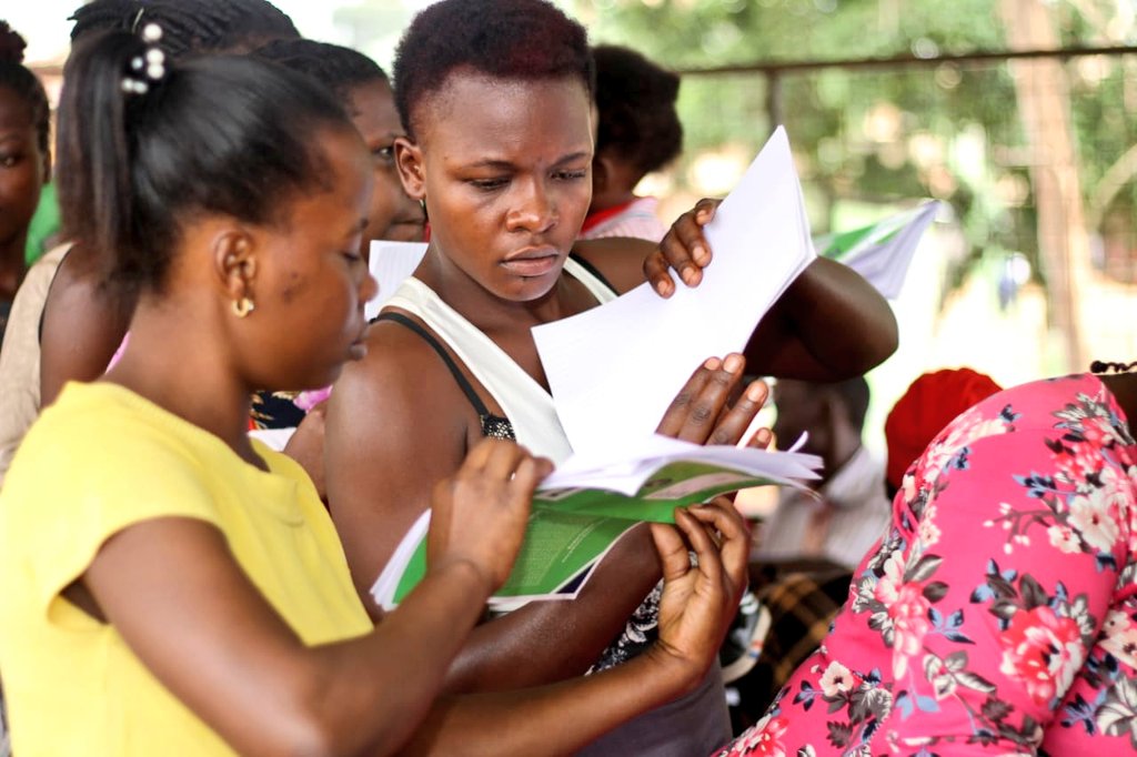 burgess_fdtn's tweet photo. Happening Now; Mr.Ssetimba Mose shows off a sample booklet made by Picfair company on #BeHandsOn skill workshop.
Young mothers can believe its the same booklet they have made๐ https://t.co/z9B8rVK4FT