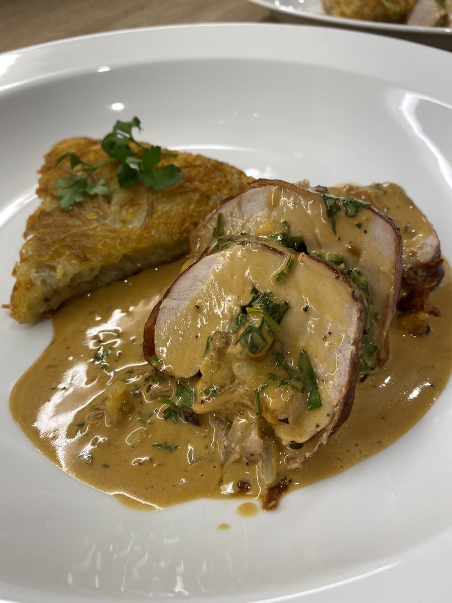 Retained our 5 Star Gold accreditation today. Highlight was the assessor telling Amanda that she would, if she could award a Red Rosette for her food. Sadly B&amp;Bs don’t qualify but great to know <a href="/AARatedTrips/">AA Rated Trips</a> <a href="/BandBassoc/">The B&B Association</a> <a href="/TheBnBDirectory/">The BnB Directory</a> <a href="/mikesaltsman194/">Dark Sky Photography</a> <a href="/northumberlandc/">Northumberland Coast</a>